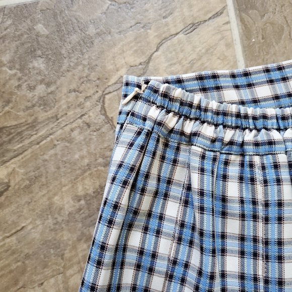 Simons Pleated Check Mini Skirt-fits small to medium size - Picture 3 of 5